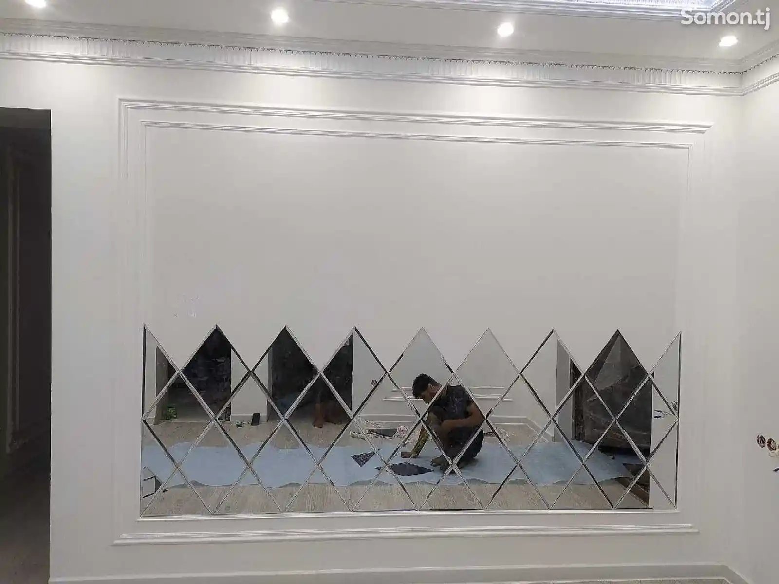 Декоративные зеркала для стен на заказ-14