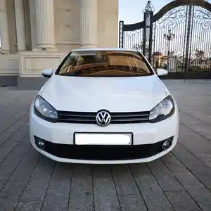 Volkswagen Golf, 2012