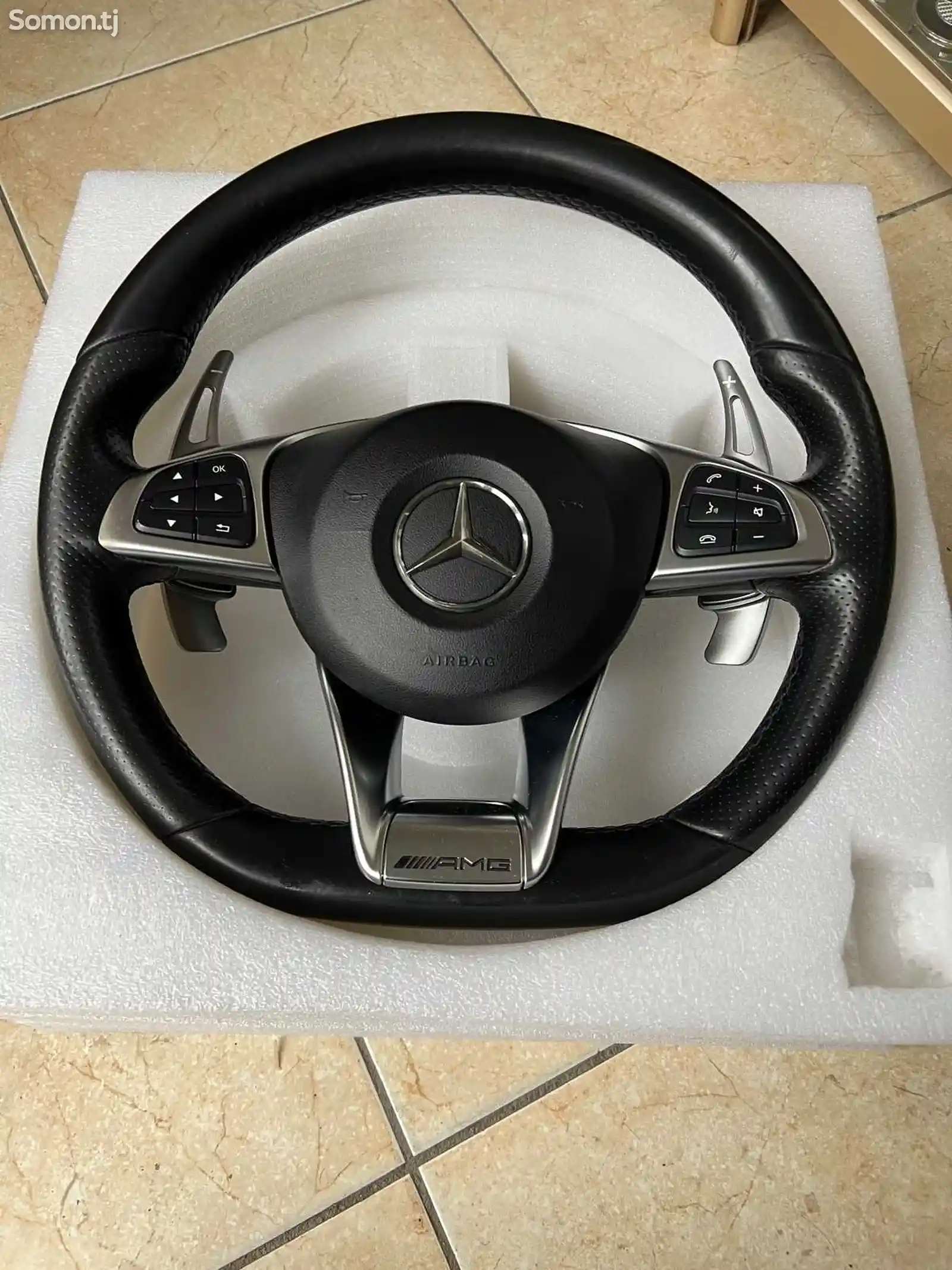 Руль на Mercedes-Benz AMG W212-3