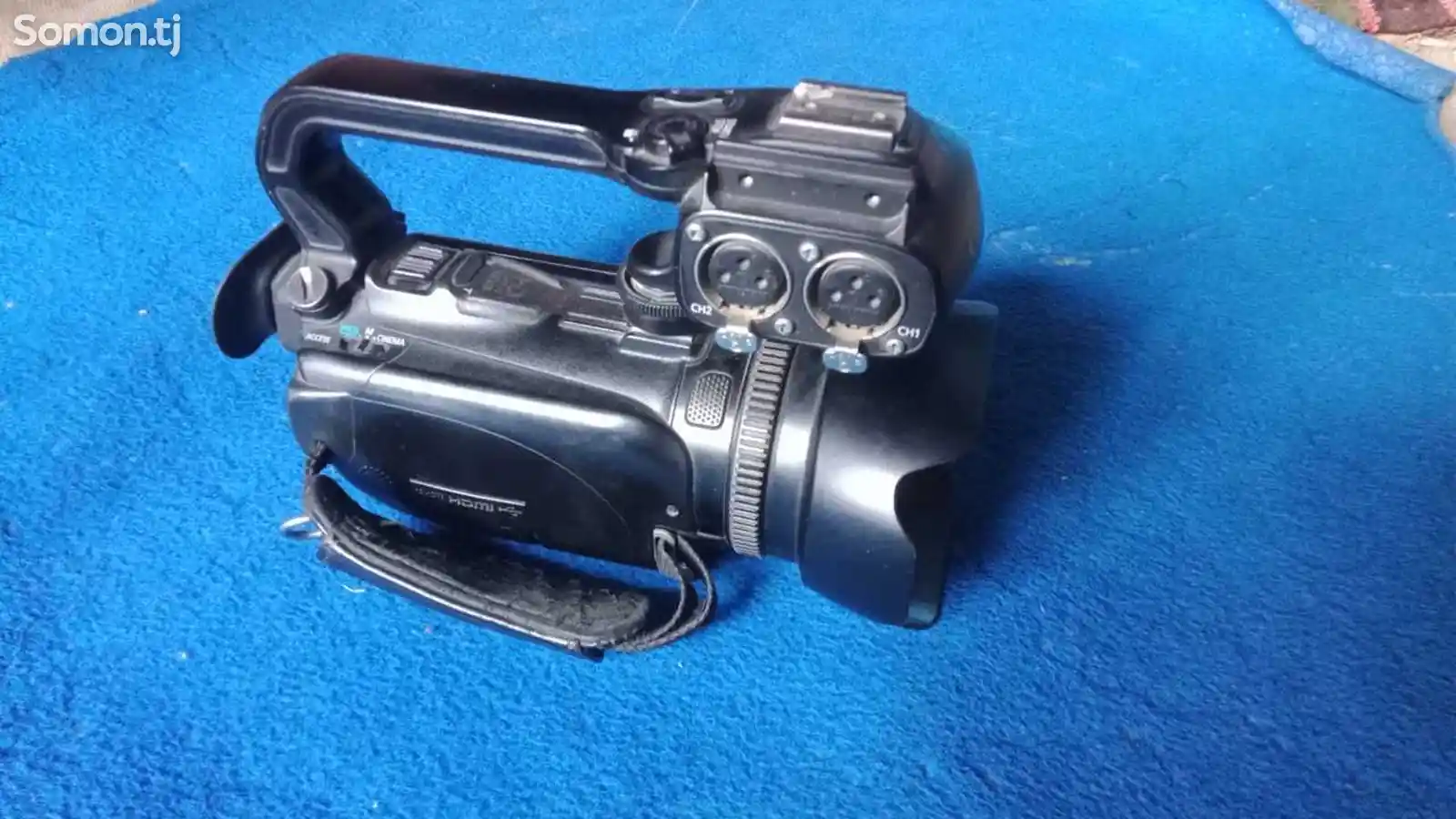 Видеокамера Canon XA 10-2