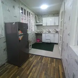 2-комн. квартира, 3 этаж, 60м², Фирдавси