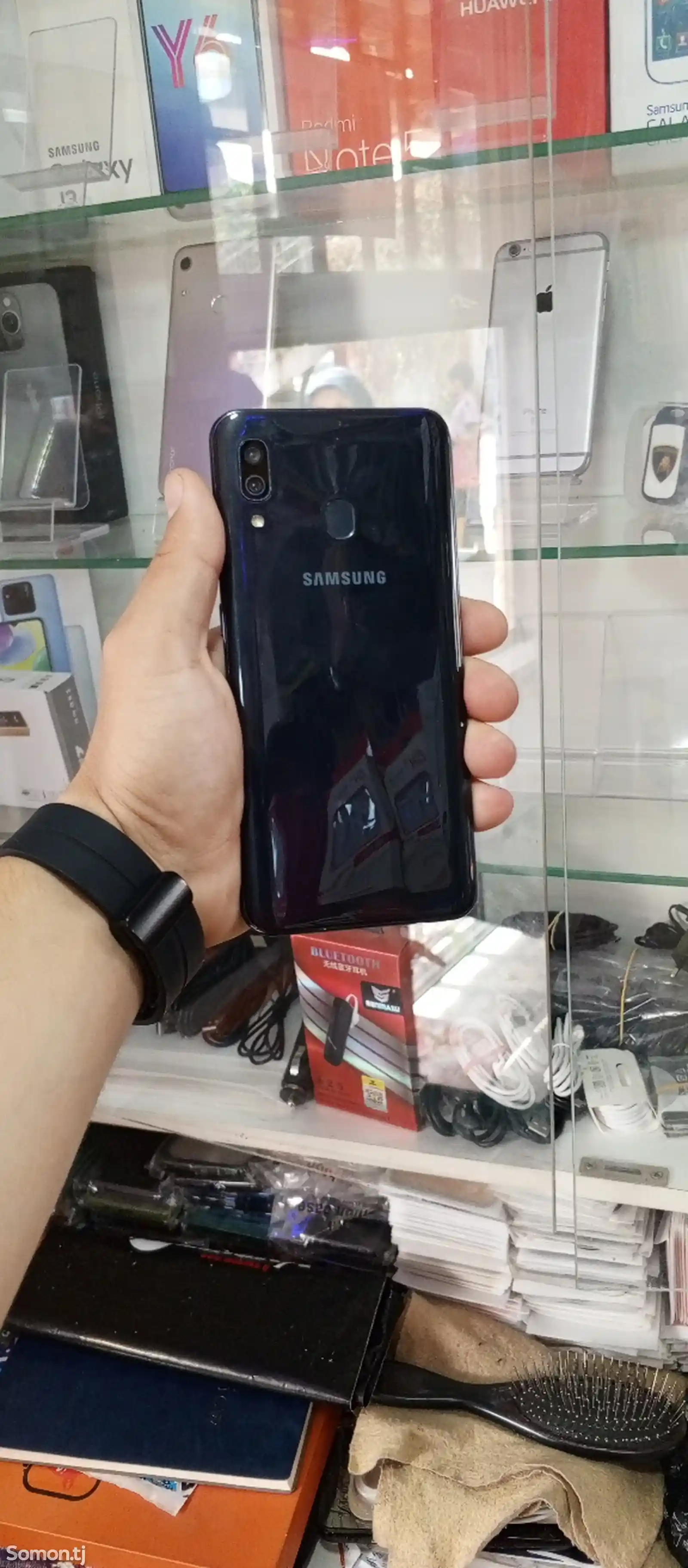 Samsung Galaxy A30-1