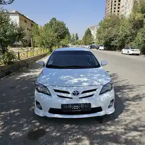 Toyota Corolla, 2012