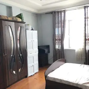 2-комн. квартира, 5 этаж, 80м², Кучаи Каххорова 33