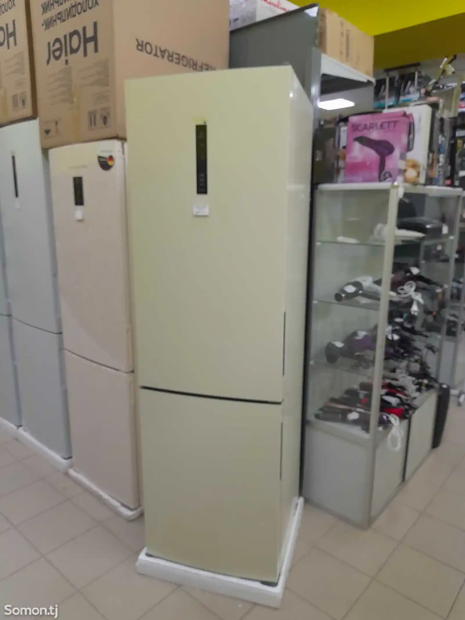 Холодильник Haier-1