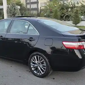 Toyota Camry, 2009