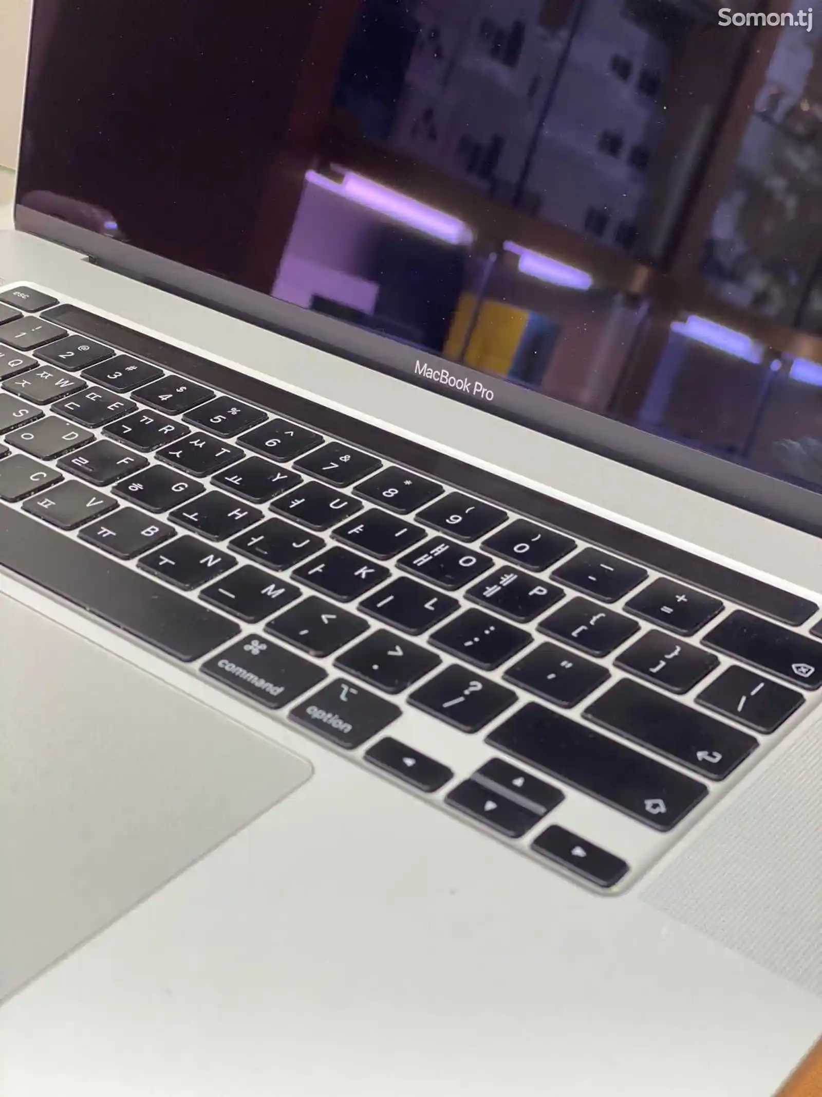 Ноутбук Apple MacBook Pro 2018 Core i7-1