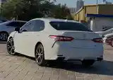 Toyota Camry, 2019-3