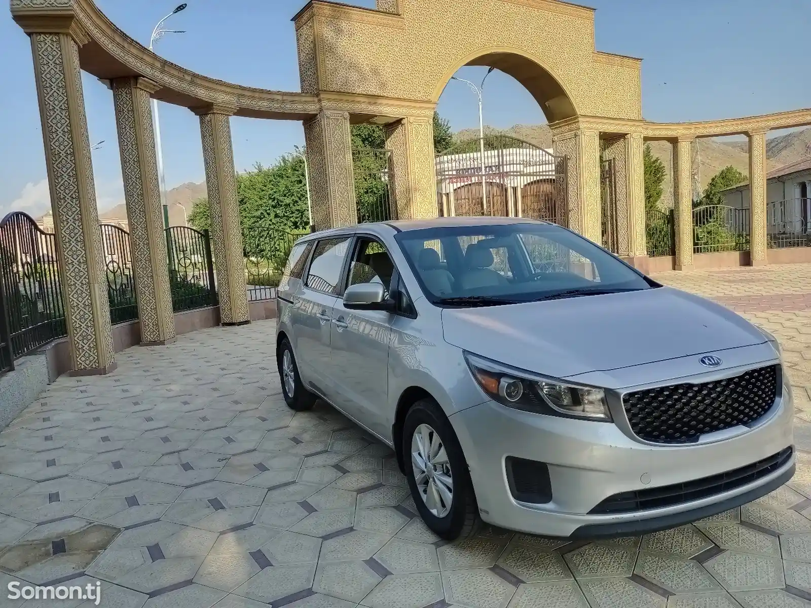 Kia Sedona, 2015-3