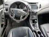 Hyundai Elantra, 2015-8