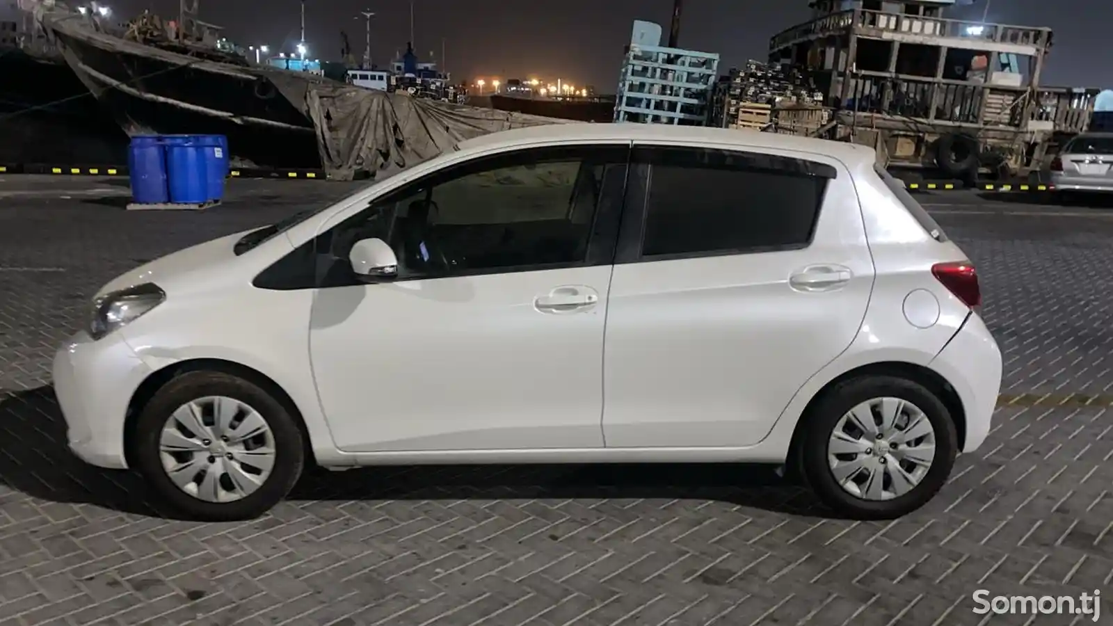 Toyota Vitz, 2014-4