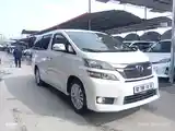 Toyota Vellfire, 2014-3