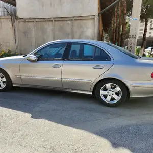 Mercedes-Benz E class, 2004