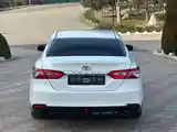 Toyota Camry, 2018-5