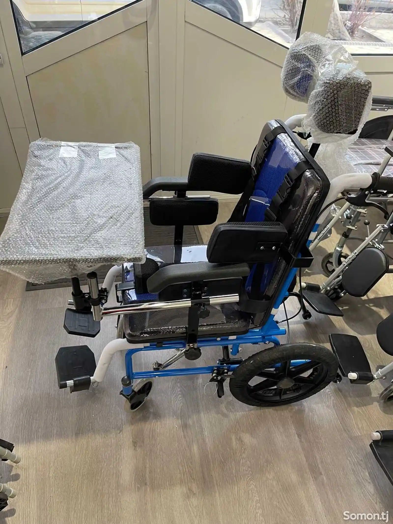 Инвалидная коляска для детей с ДЦП-1