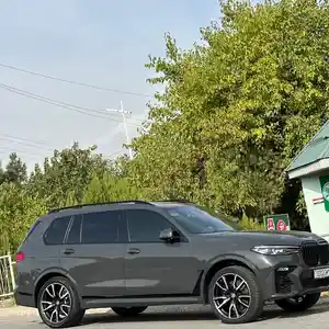 BMW X7, 2022