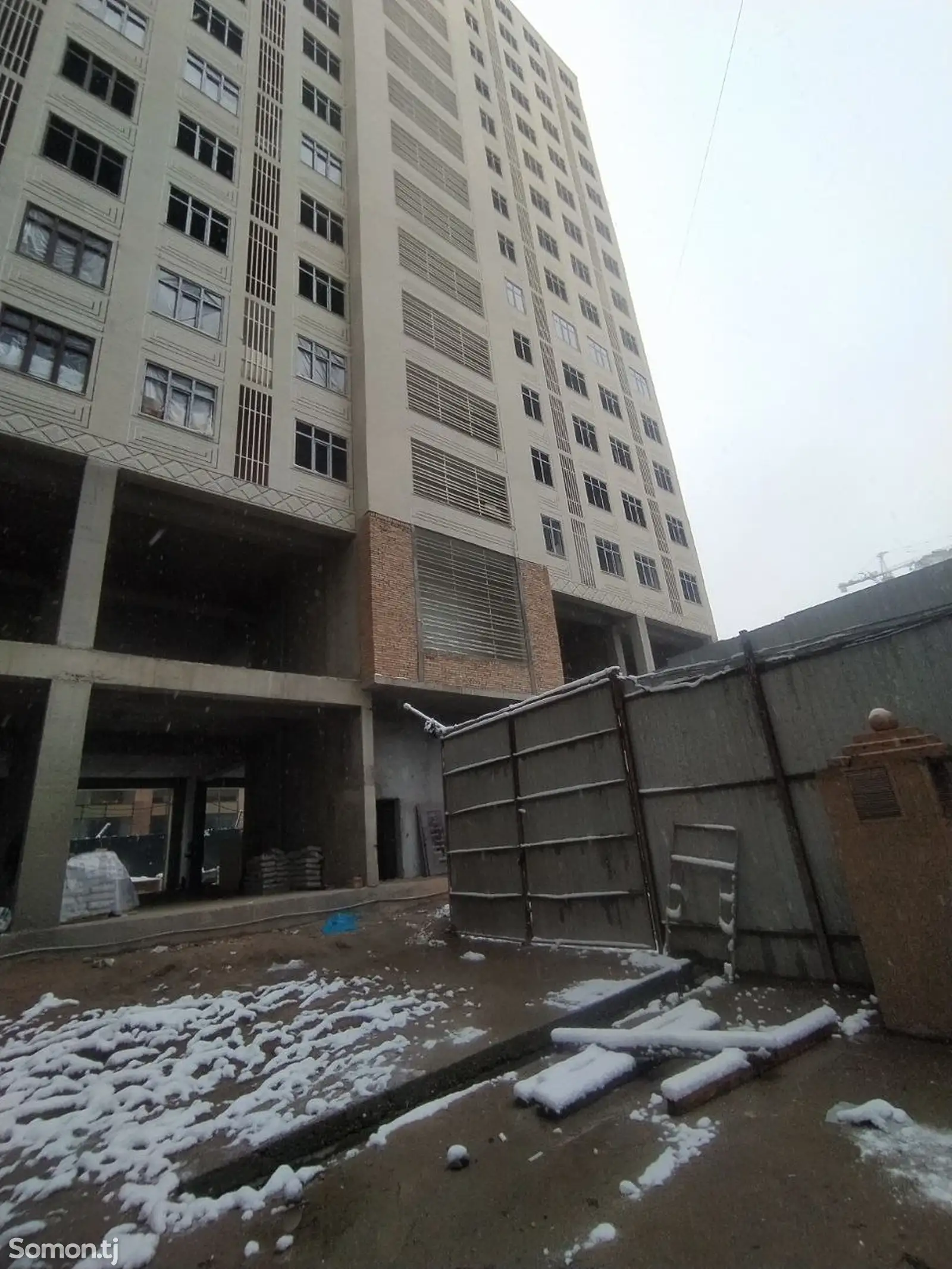 4-комн. квартира, 4 этаж, 84 м², Шохмансур-1