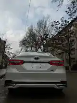 Toyota Camry, 2018-6