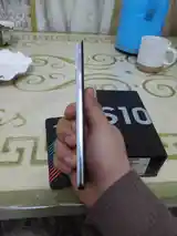 Samsung Galaxy S10-8