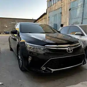 Toyota Camry, 2017