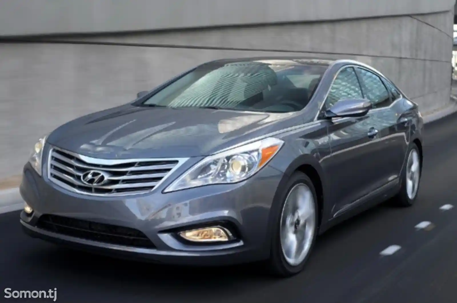 Лобовое стекло на Hyundai Azera 2011