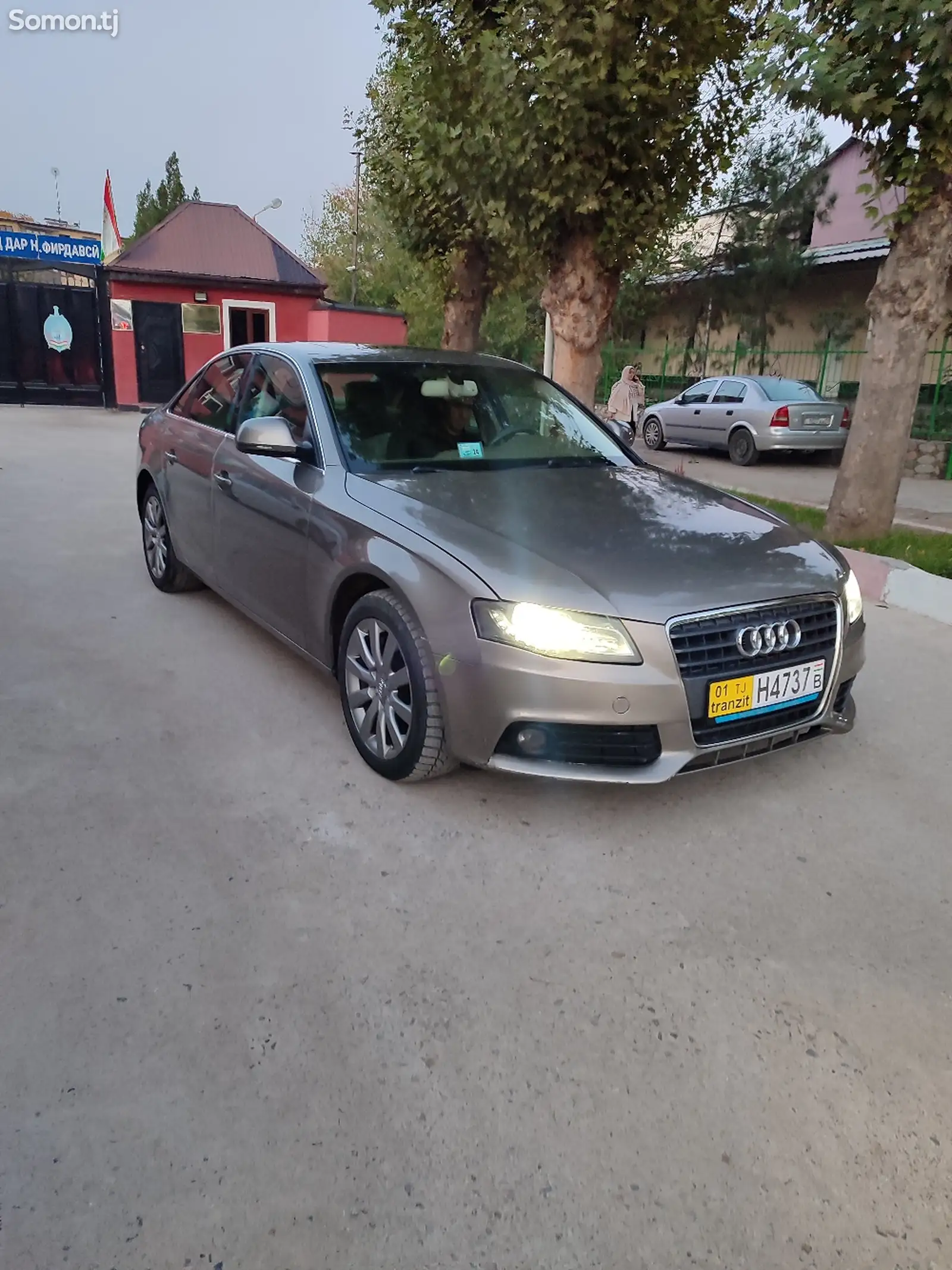 Audi A4, 2009-1