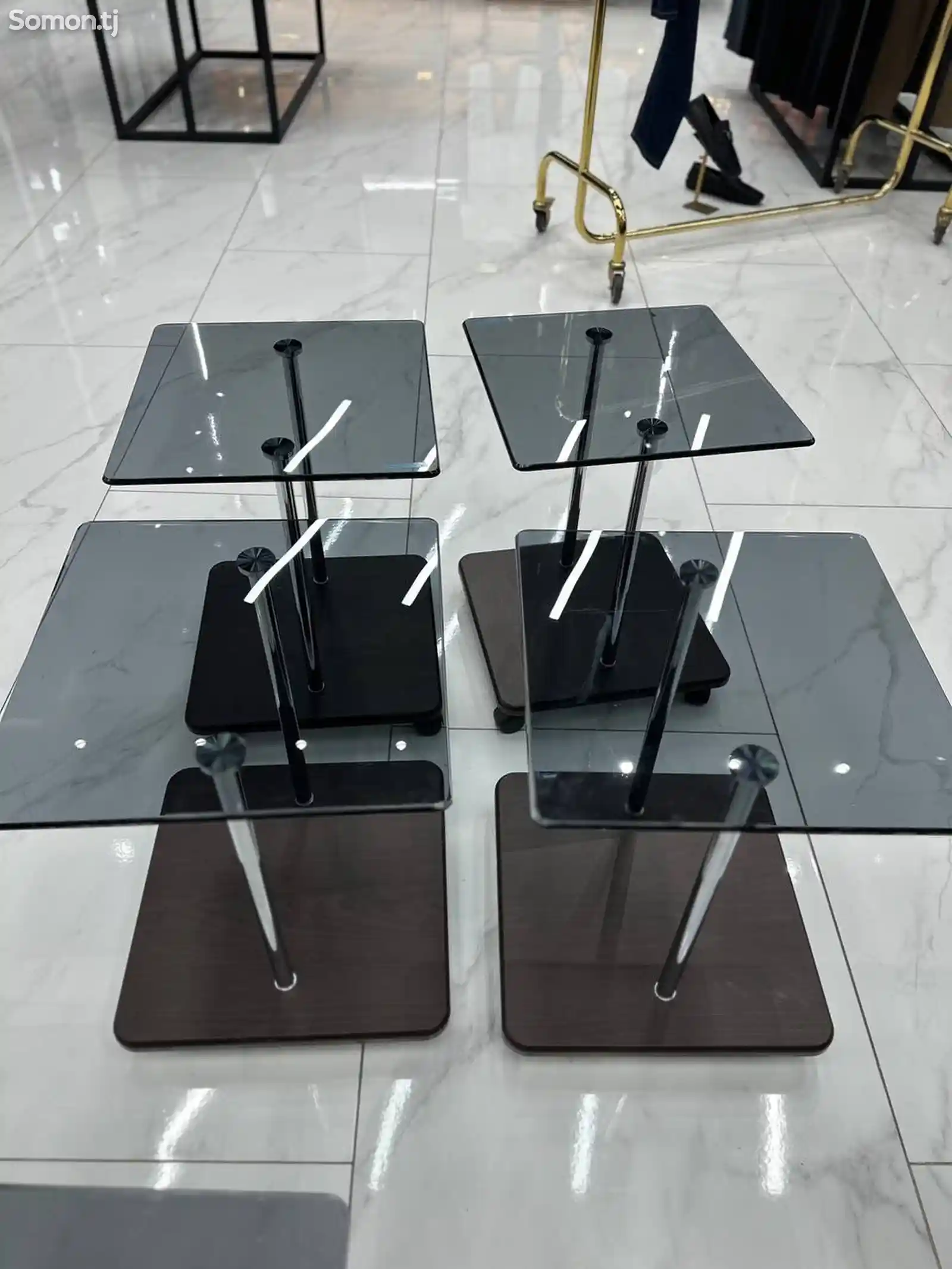 Стеклянный стол со стульями-3