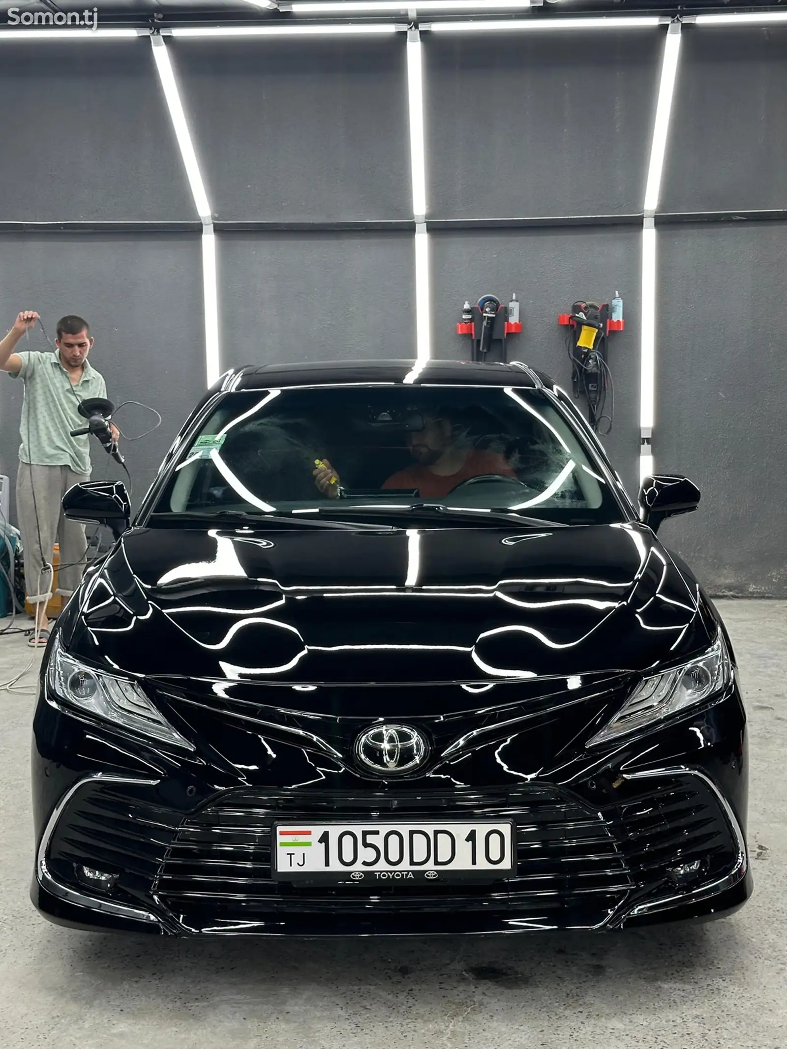 Toyota Camry, 2018-1