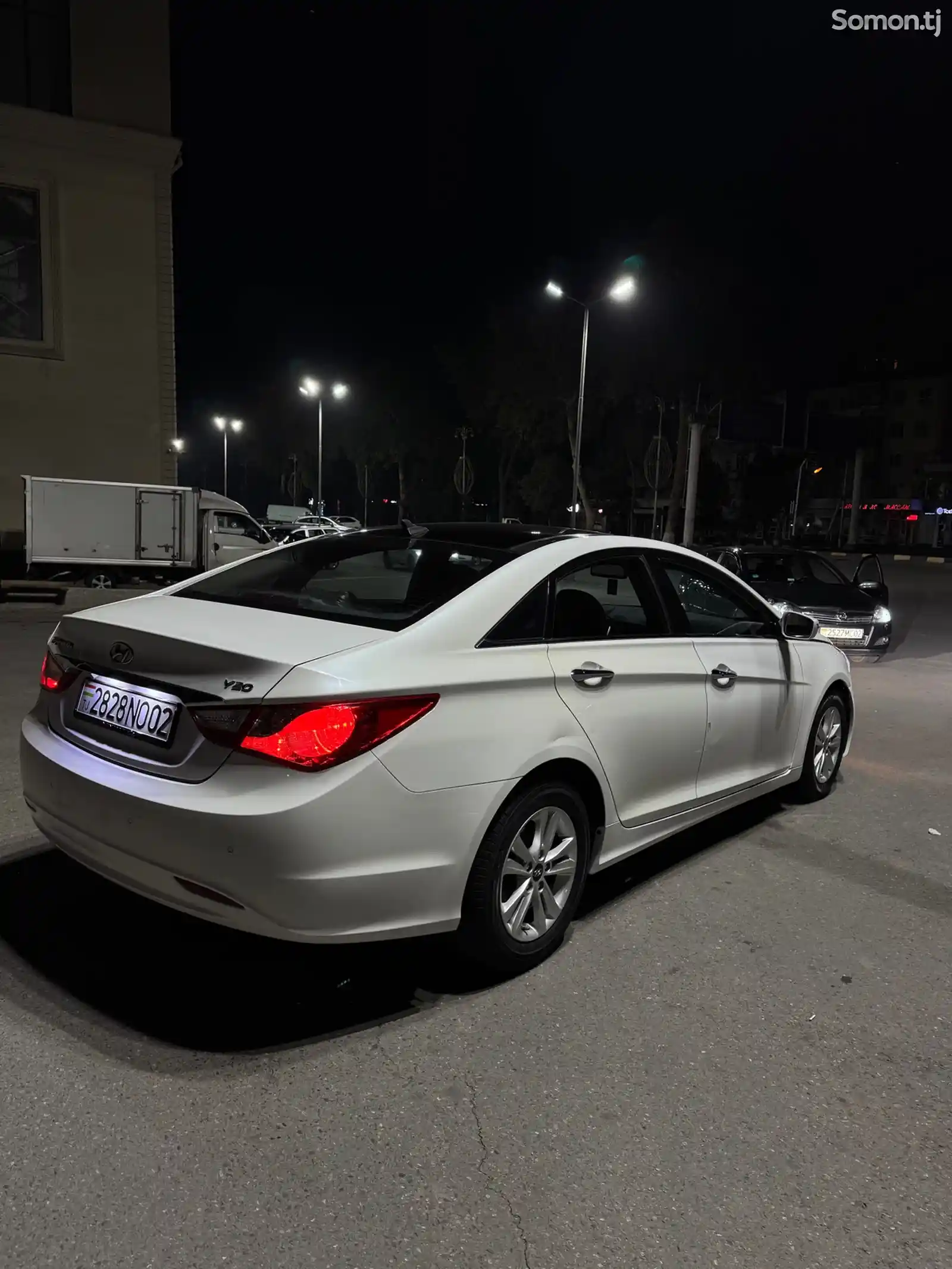 Hyundai Sonata, 2010-10