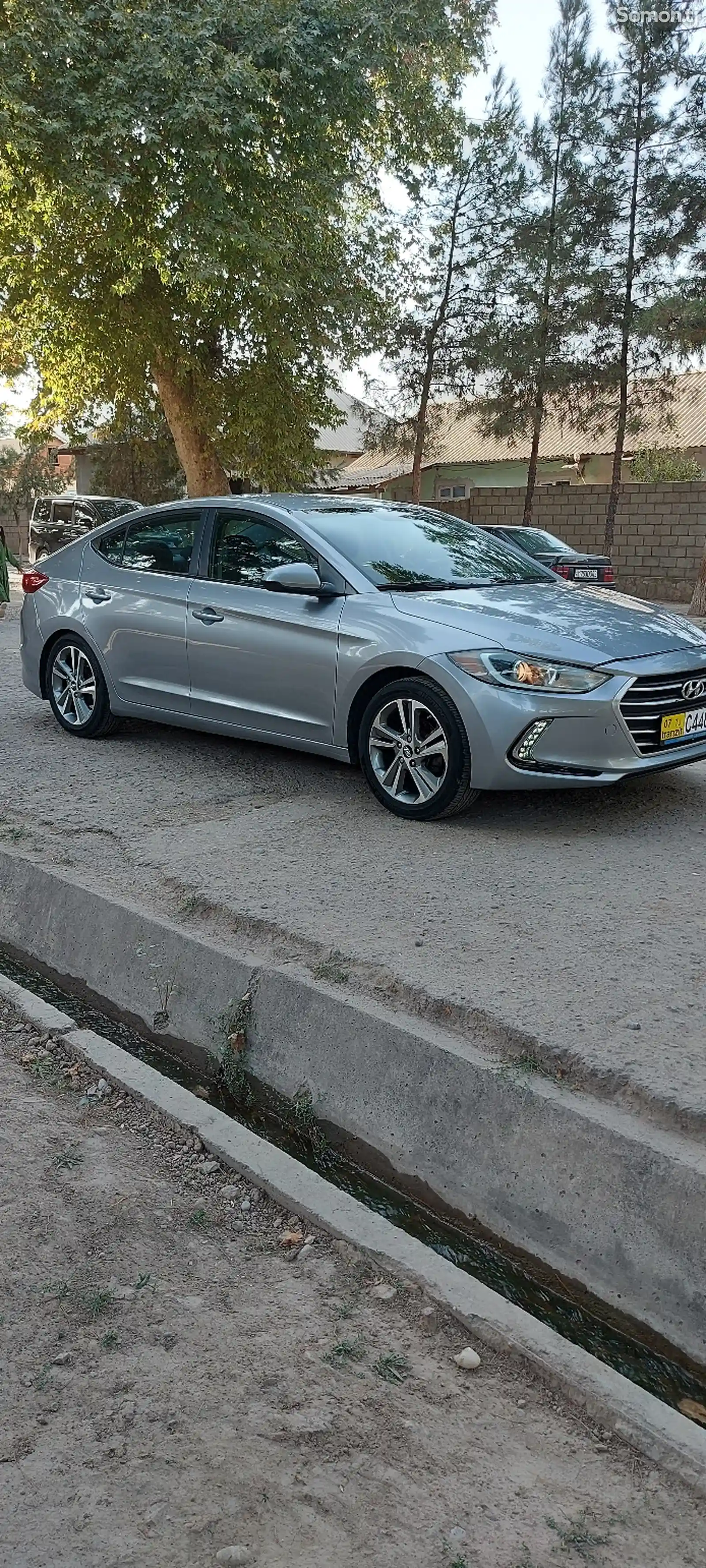 Hyundai Elantra, 2017-4