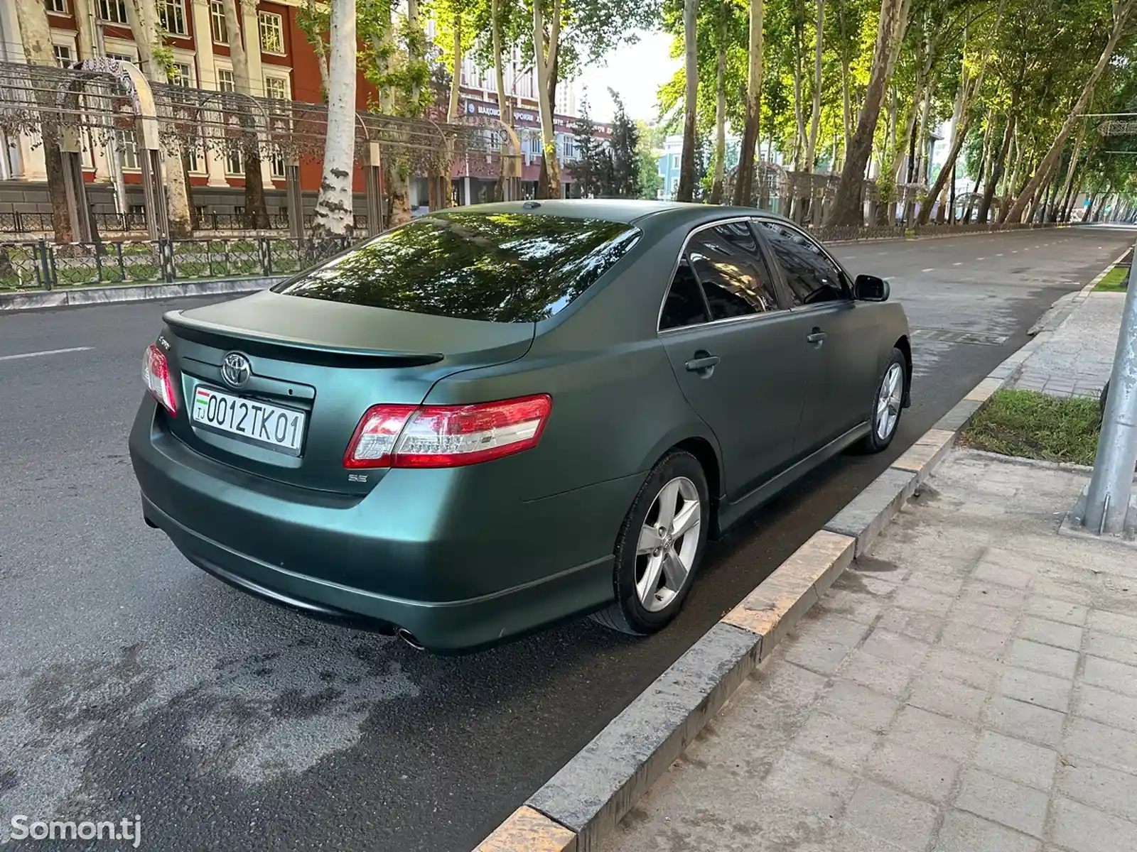 Toyota Camry, 2010-3