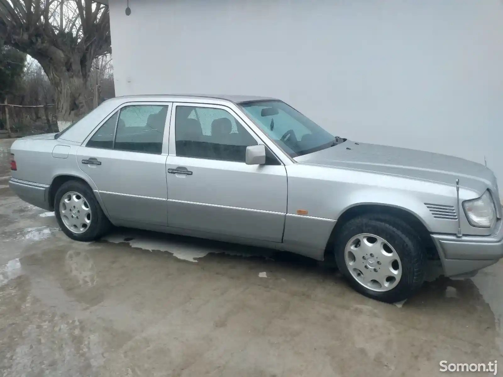 Mercedes-Benz W124, 1995-6