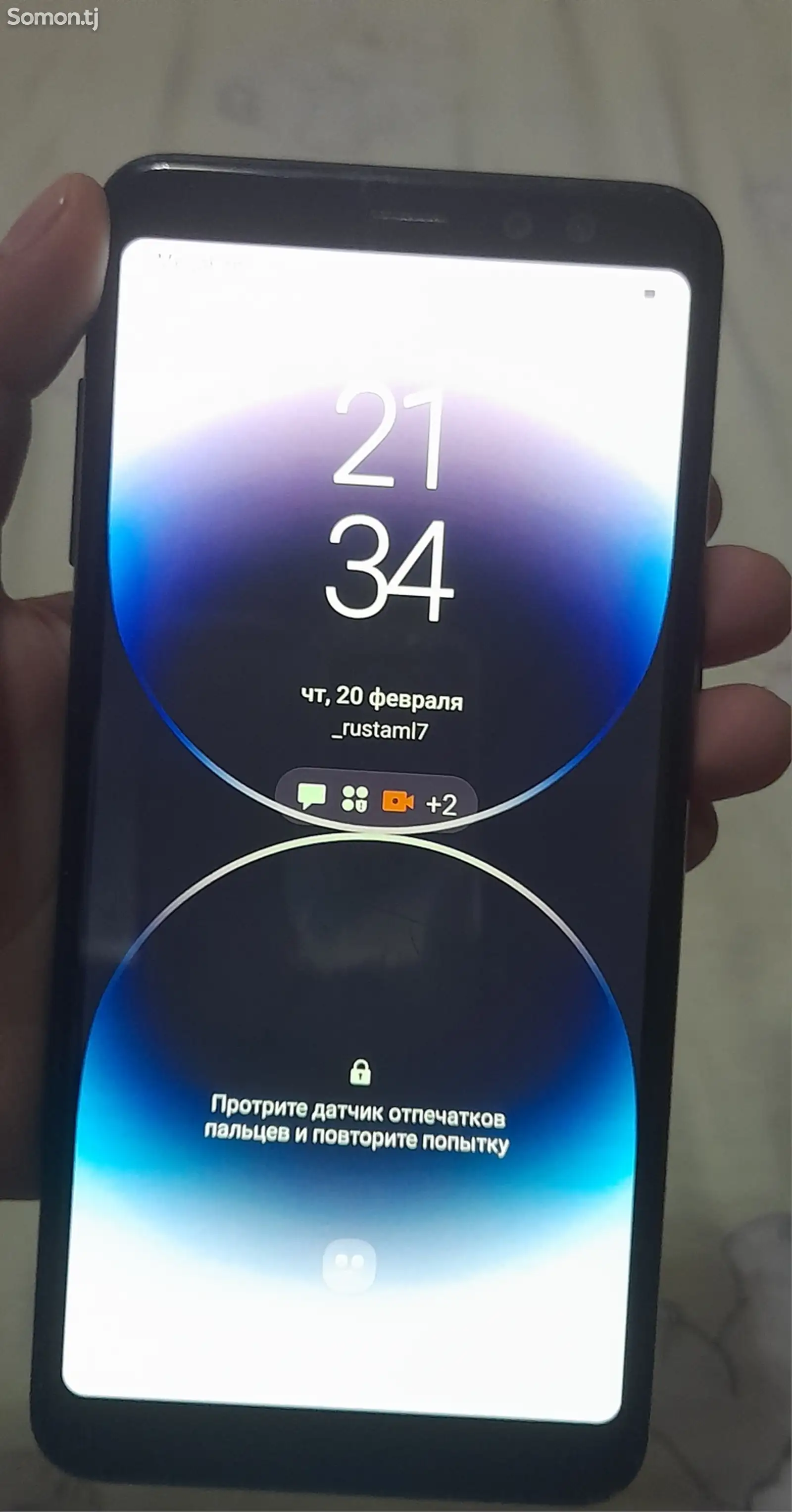 Samsung Galaxy A8-1