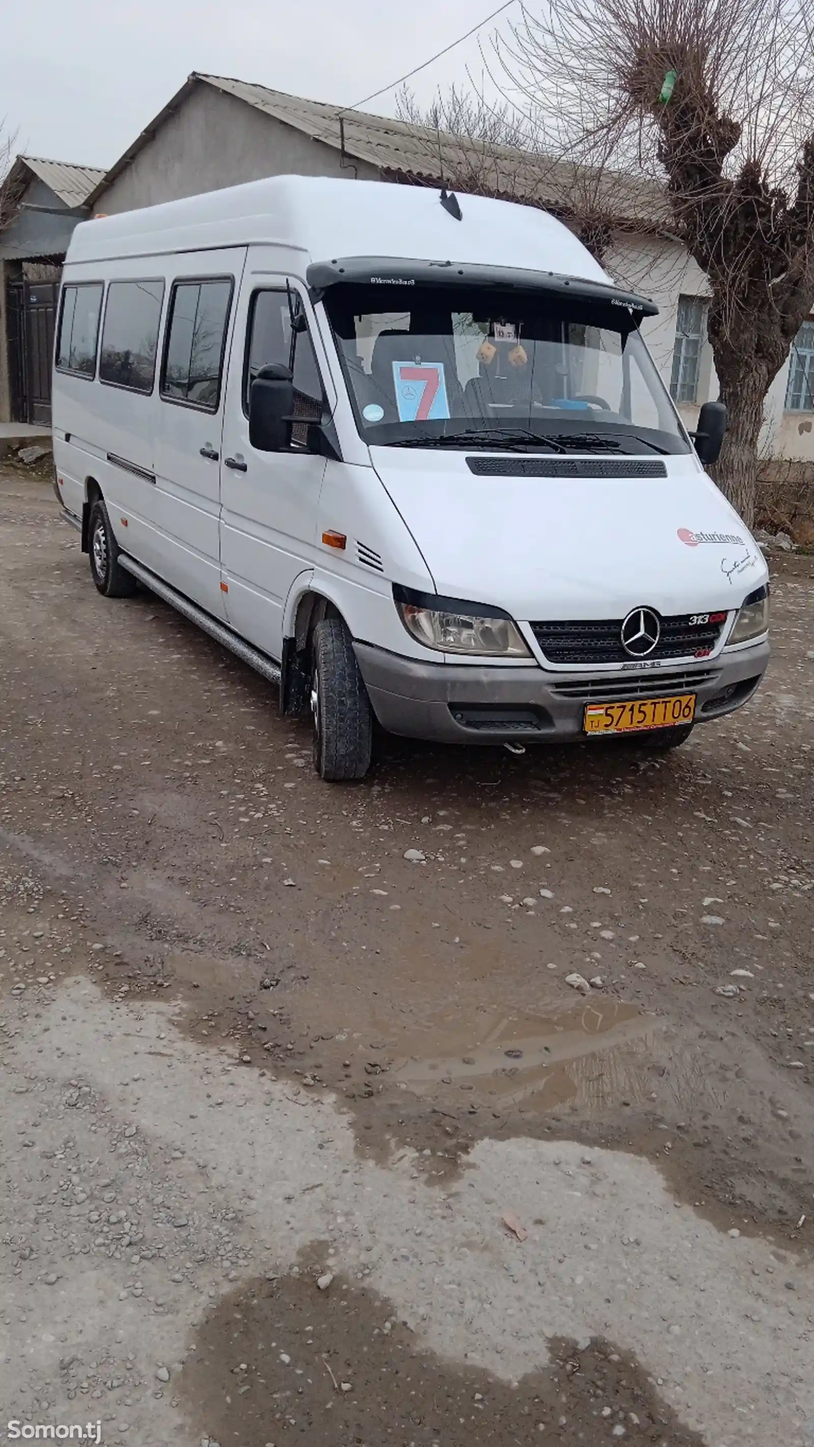 Mercedes benz sprinter-3