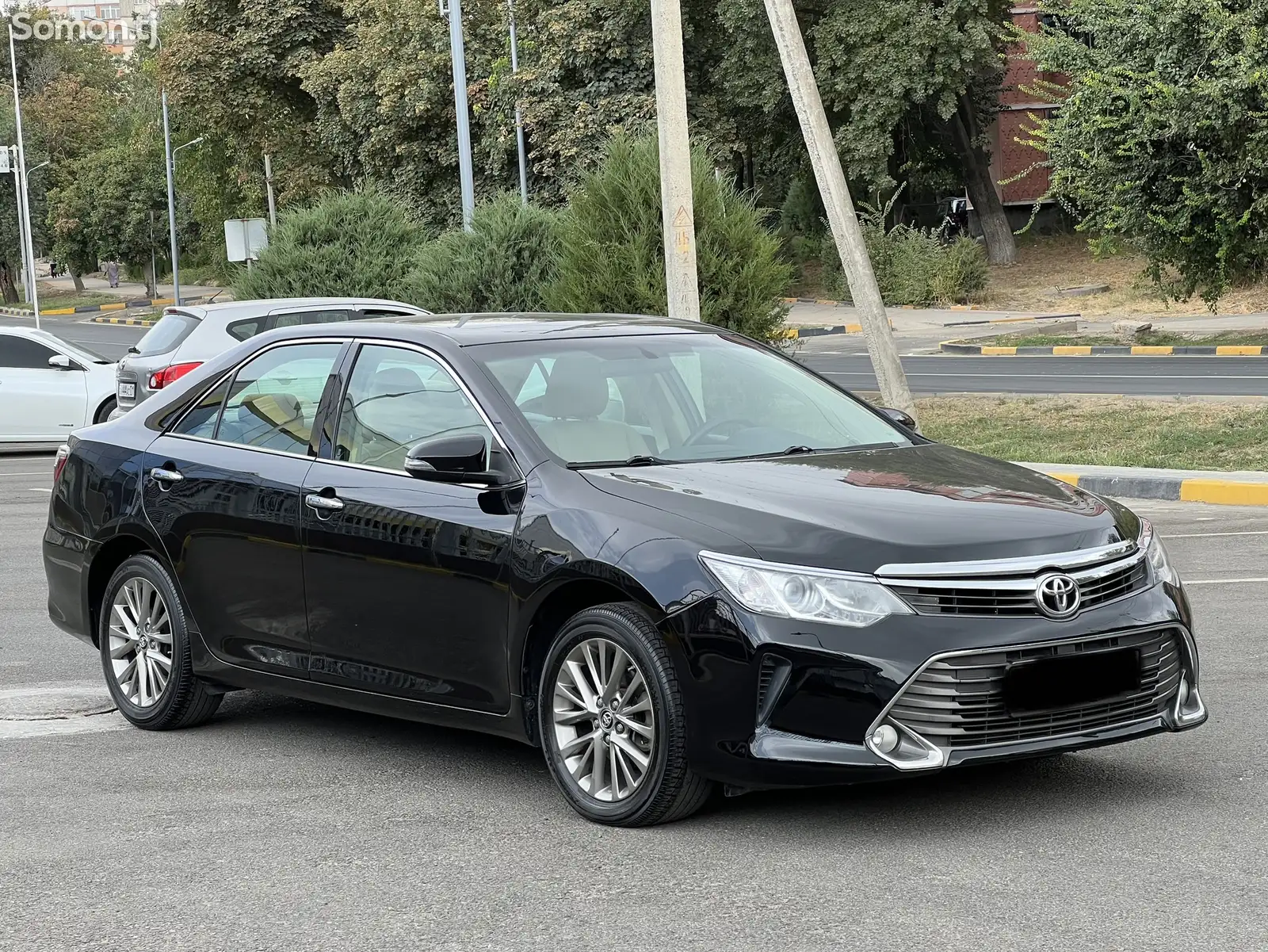 Toyota Camry, 2017-3