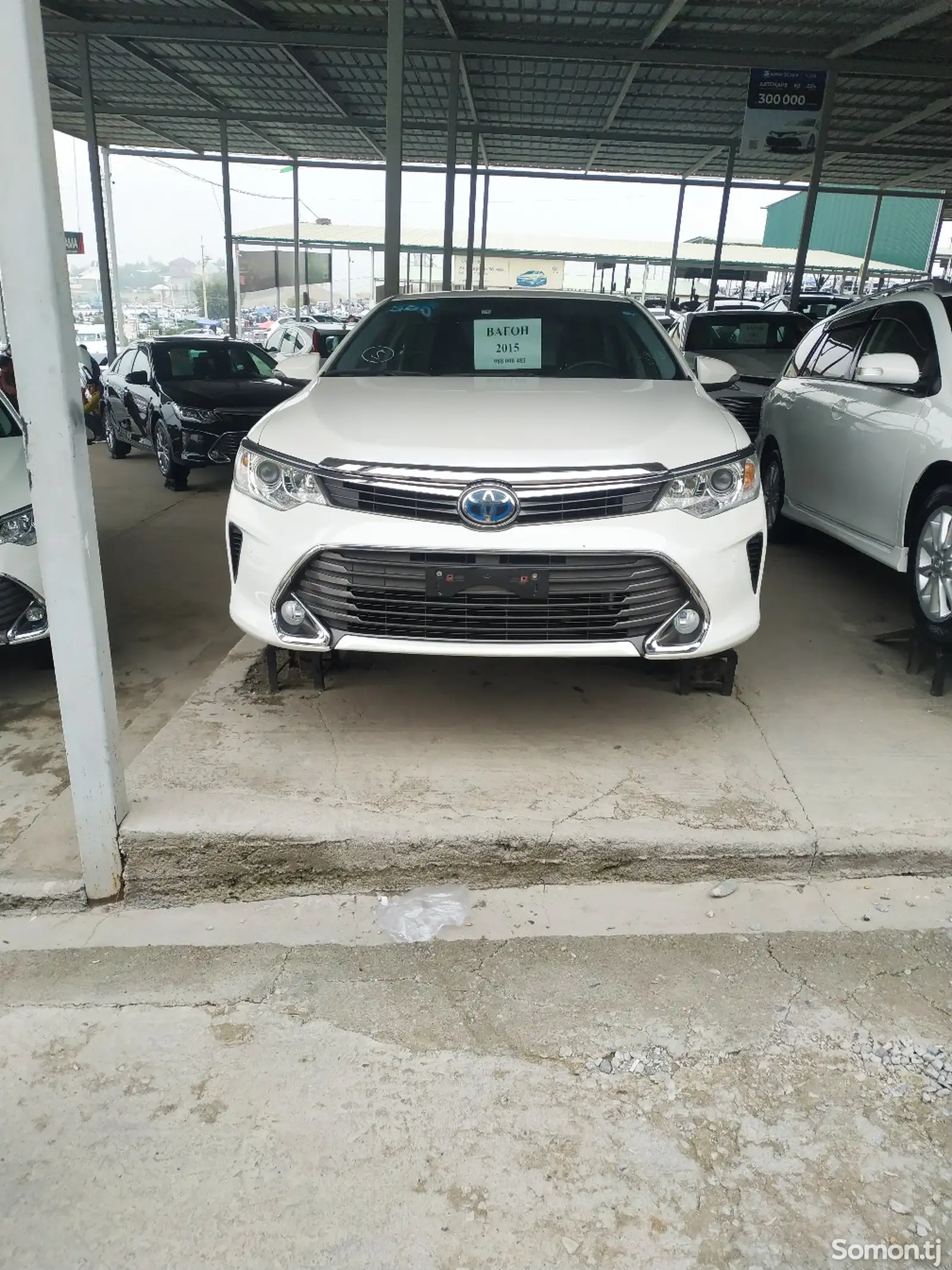 Toyota Camry, 2015-1