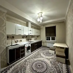 2-комн. квартира, 9 этаж, 75м², Центр, Ватан