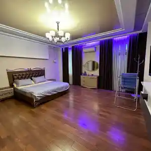 2-комн. квартира, 4 этаж, 112м², И. Сомони