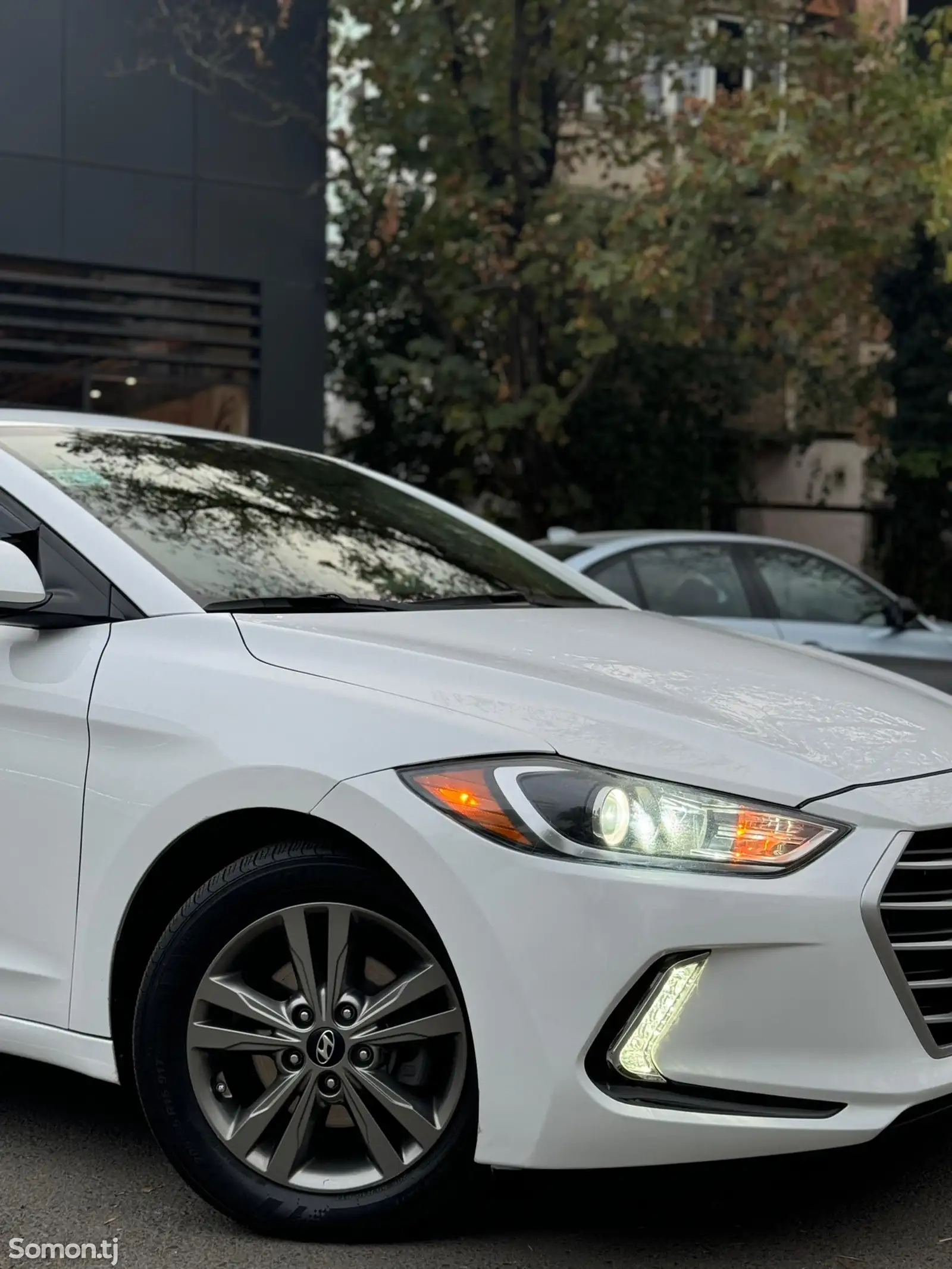 Hyundai Elantra, 2018-5