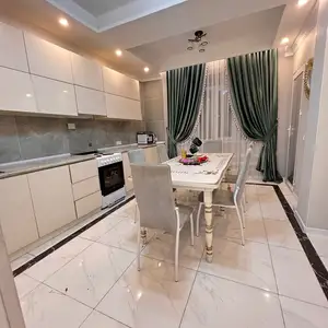 3-комн. квартира, 15 этаж, 112 м², Фирдавси