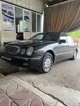 Mercedes-Benz E class, 2000-2