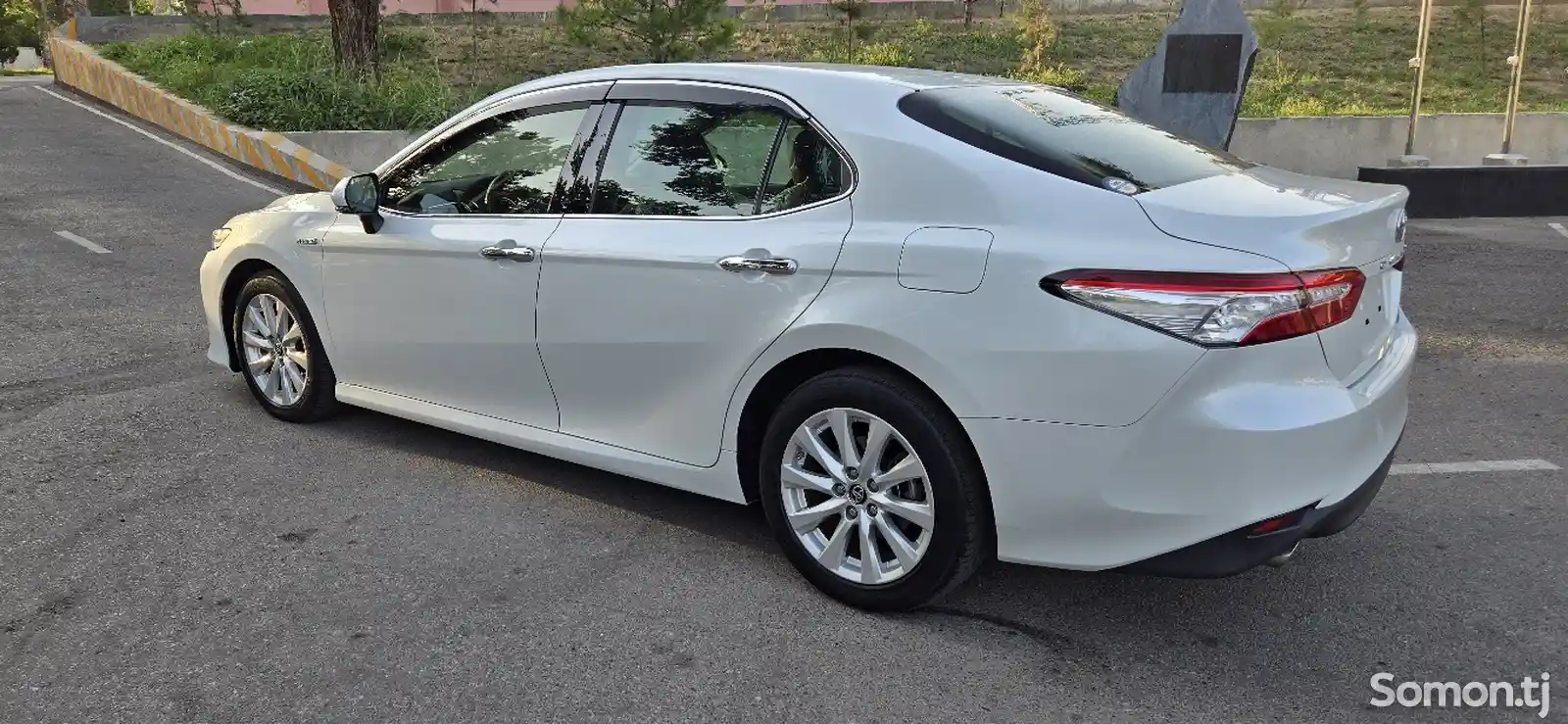 Toyota Camry, 2018-8