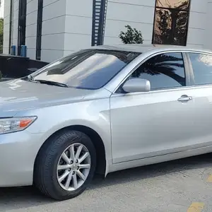 Toyota Camry, 2011