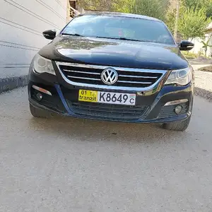 Volkswagen Passat, 2011