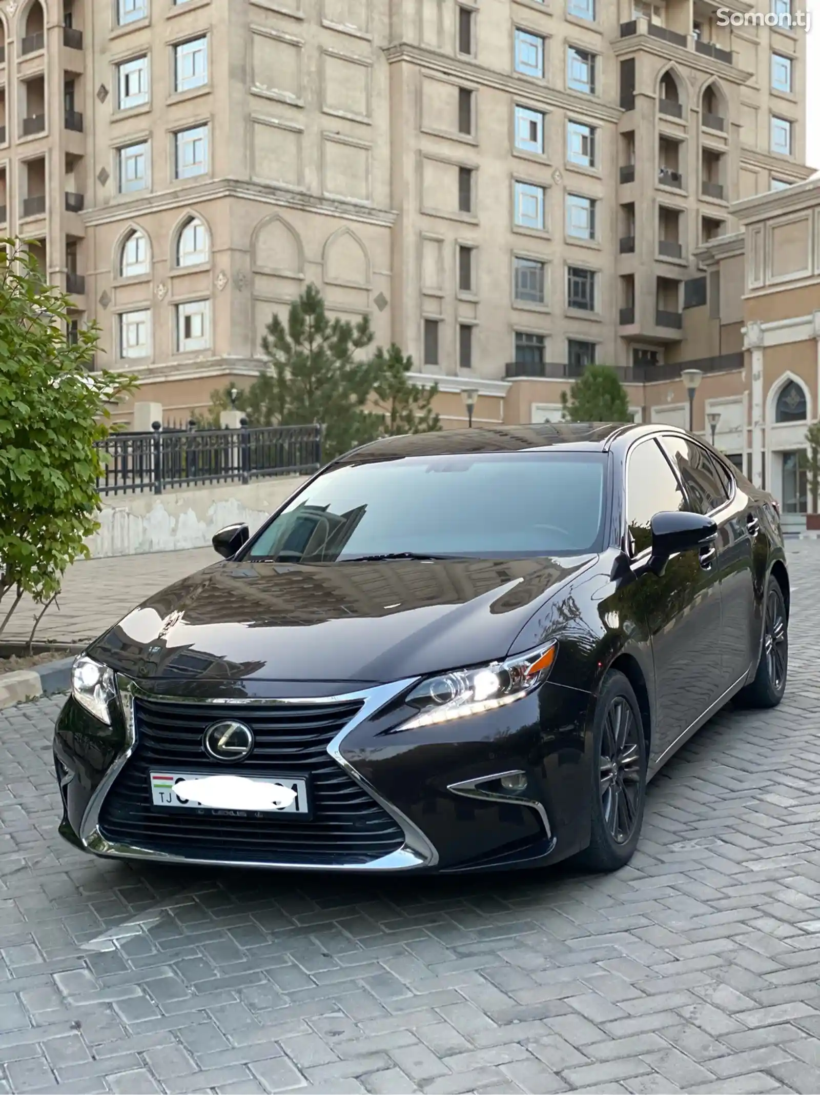 Lexus ES series, 2013-1