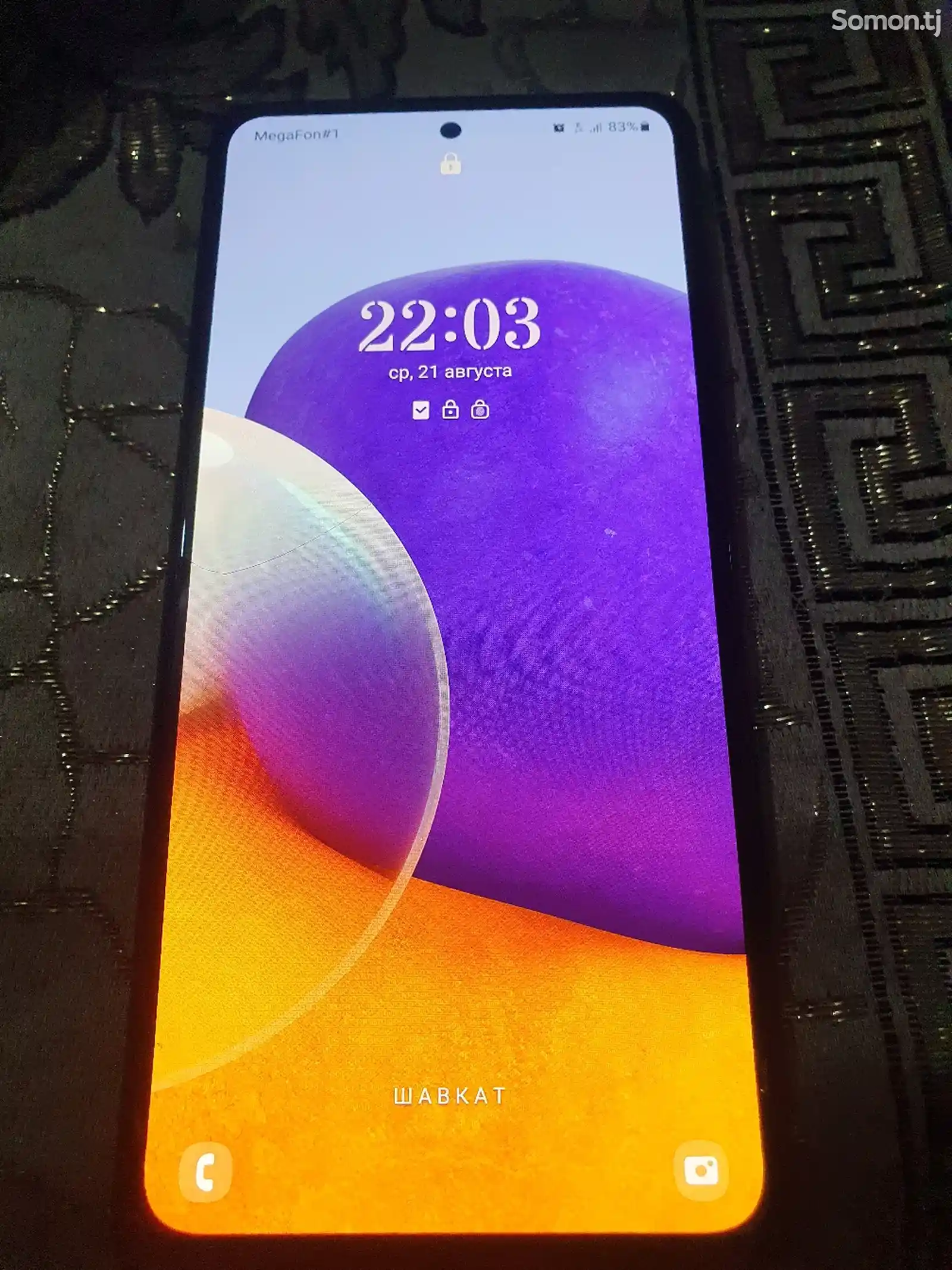 Samsung Galaxy A72-1