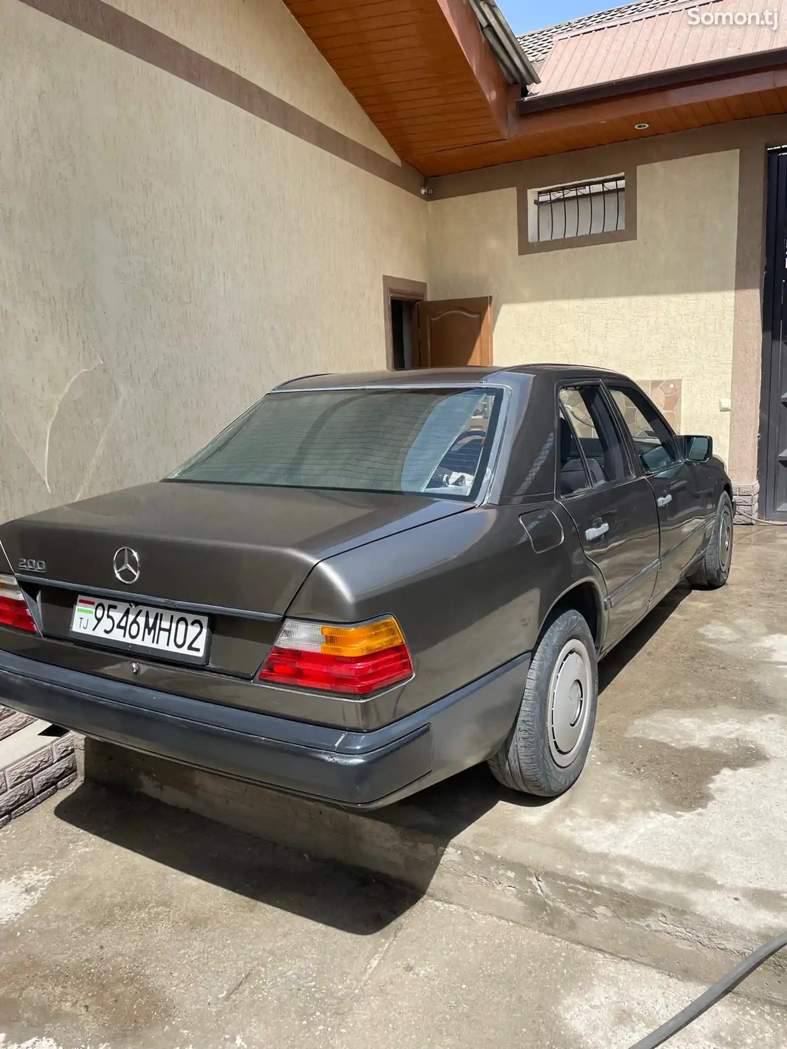 Mercedes-Benz W124, 1987-3