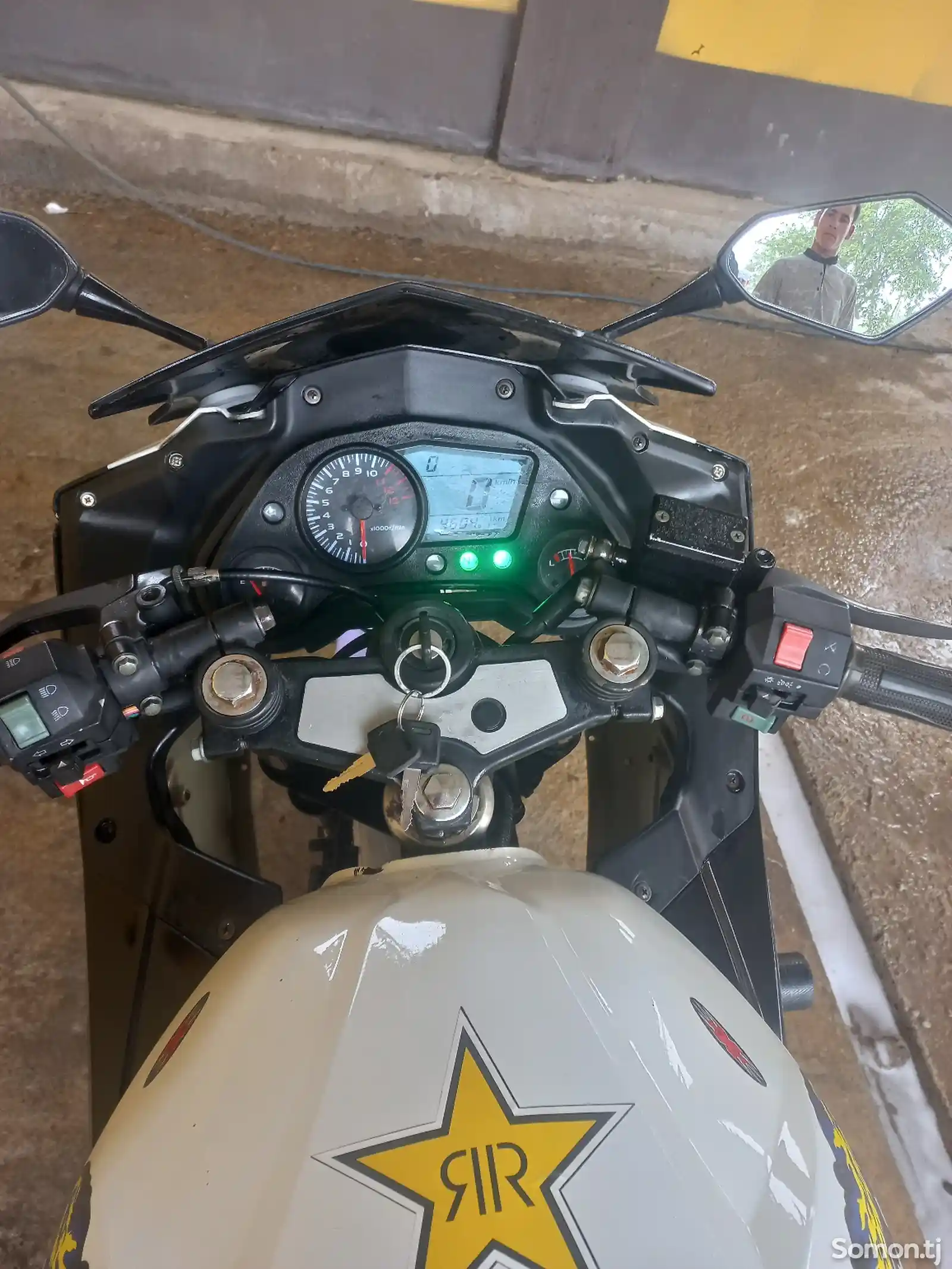 Мотоцикл Yamaha-5