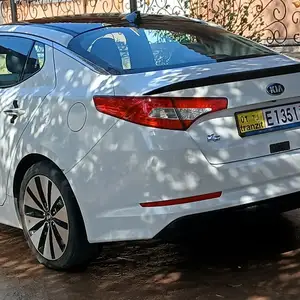 Kia Optima, 2011