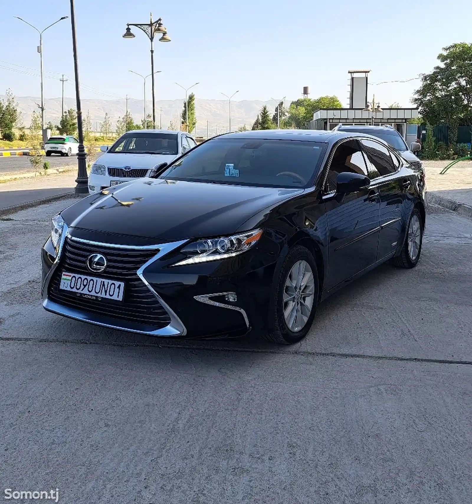 Lexus ES series, 2013-2